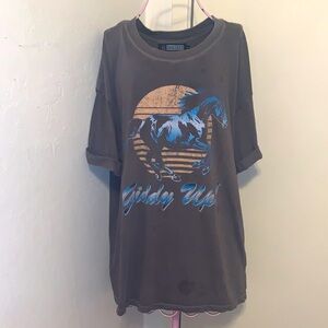 Girl Dangerous Giddy Up Gray Graphic T-Shirt Large